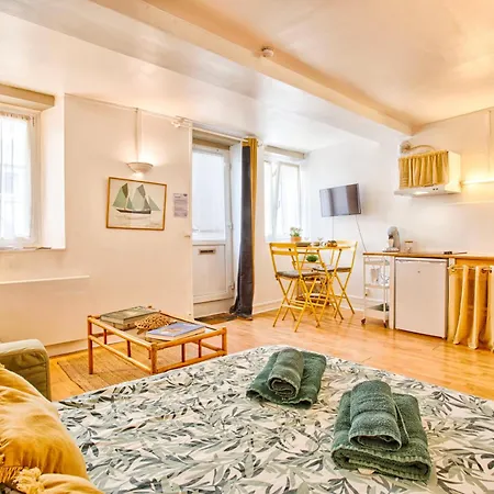 Haven - Joli - Centre De Apartment *